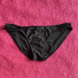 Size Large Old Navy bikini bottoms